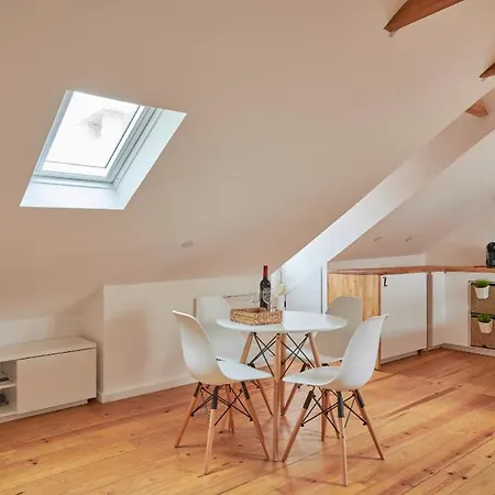 Castleviewattic Apartmán