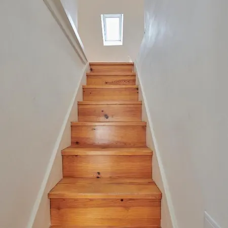 Castleviewattic Apartmán *
