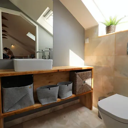 Apartment Castleviewattic Lisbon