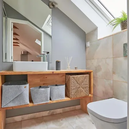 Castleviewattic Apartment Lisbon