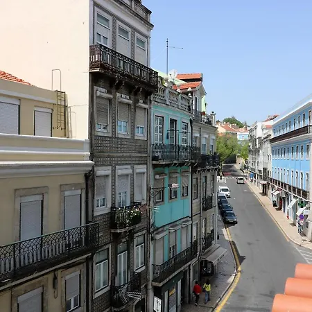 Castleviewattic Apartment Lisbon